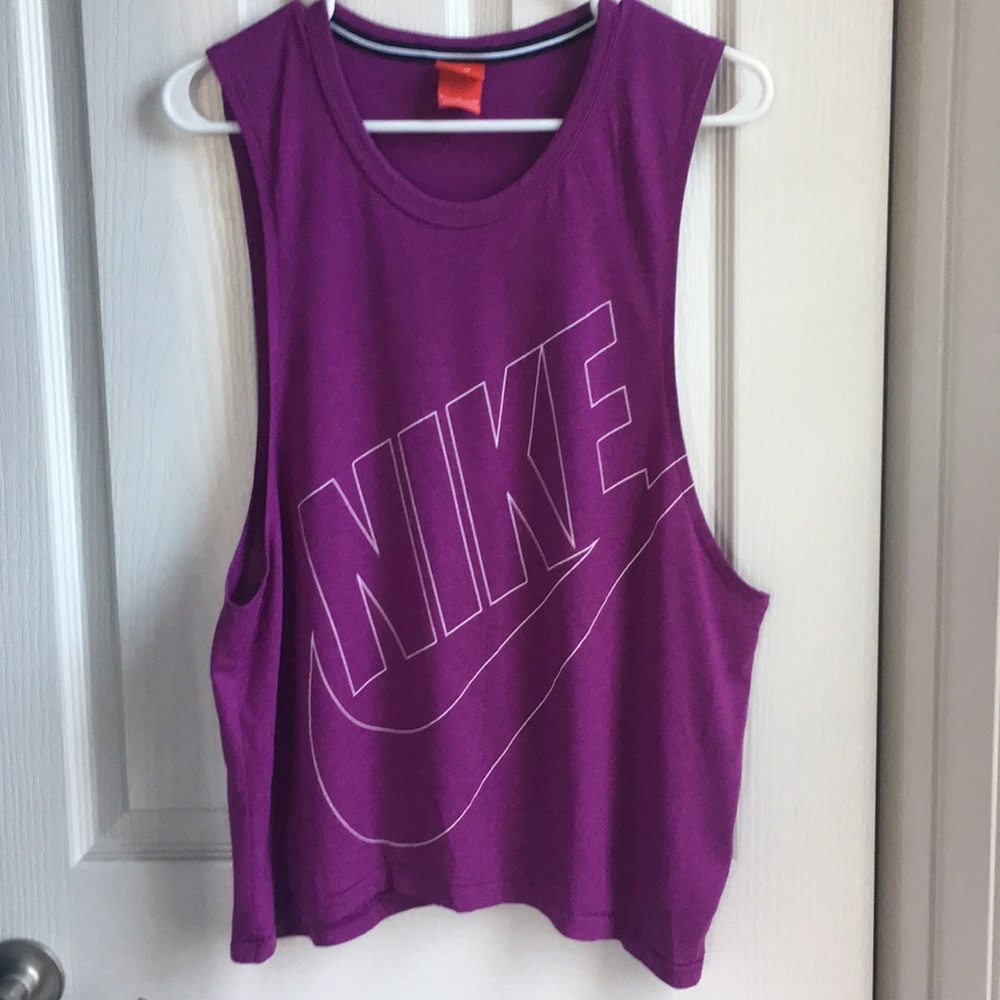 Nike muscle tank